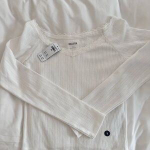 Hollister White Long Sleeve Top🤍